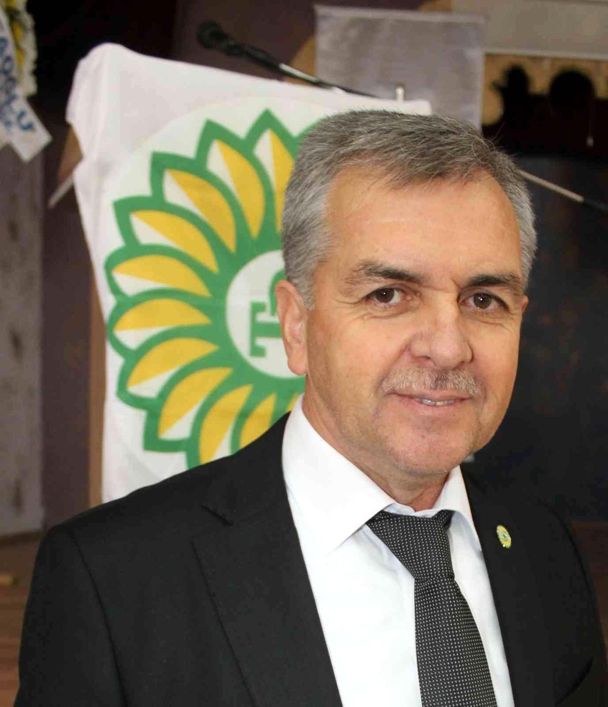 Manyas Yağlı Tohumlar Kooperatifi ayçiçeği üreticilerine kesin alım ödemesi yapacak