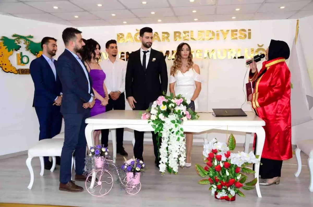 Bağlar Belediyesinde son 5.5 ayda 460 nikah işlemi gerçekleştirildi