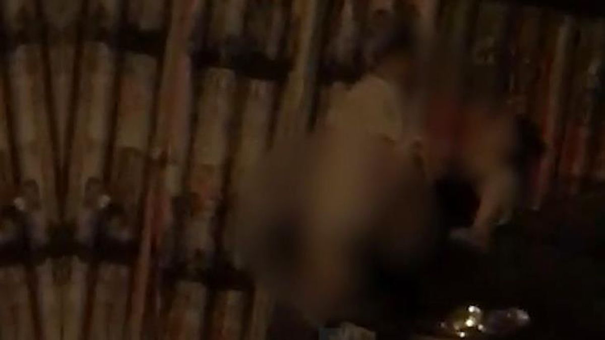 Beşiktaş\'ta sokak ortasında cinsel ilişkiye giren çiftin savunması: Aşırı alkollüydük hatırlamıyoruz