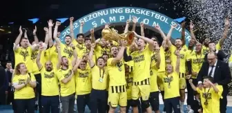 Fenerbahçe Beko'da şampiyonluk coşkusu