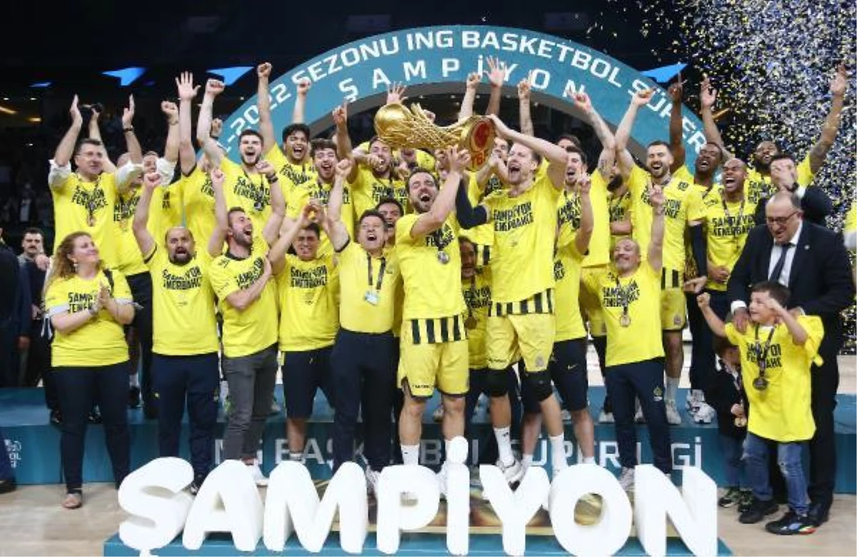 Fenerbahçe Beko\'da şampiyonluk coşkusu