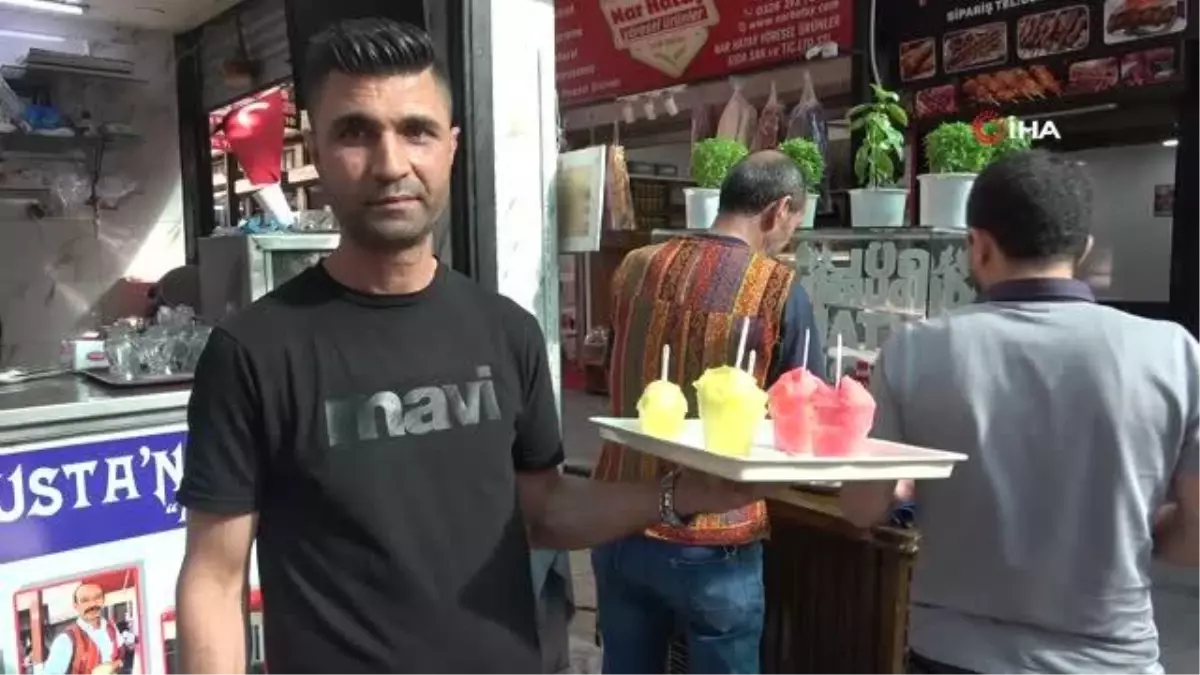 Hataylılar haytalı dondurma ile serinliyor