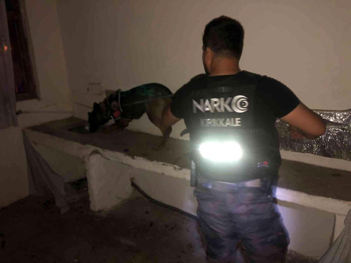 Kırıkkale\'de metruk binalar denetlendi