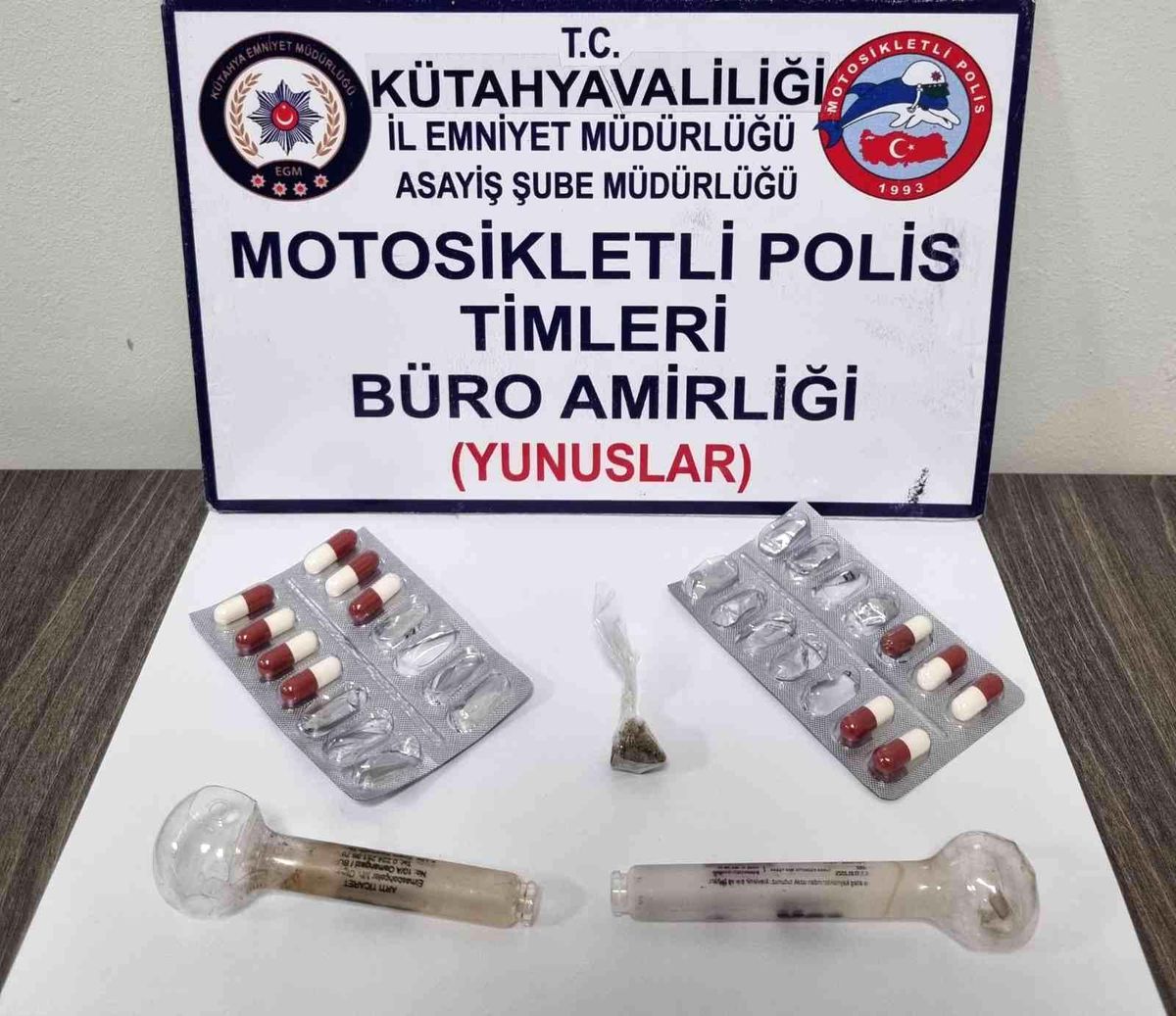 Kütahya\'da durdurulan araçta uyuşturucu ele geçirildi