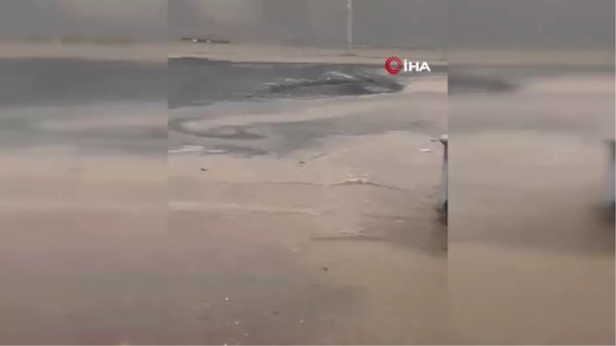 Malatya'da sağanak nedeniyle fabrikaları su bastı, üretime ara verildi