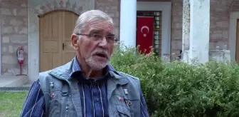 Ülkesine ilk kez Türk pasaportuyla gelmenin mutluluğunu yaşıyor (1)