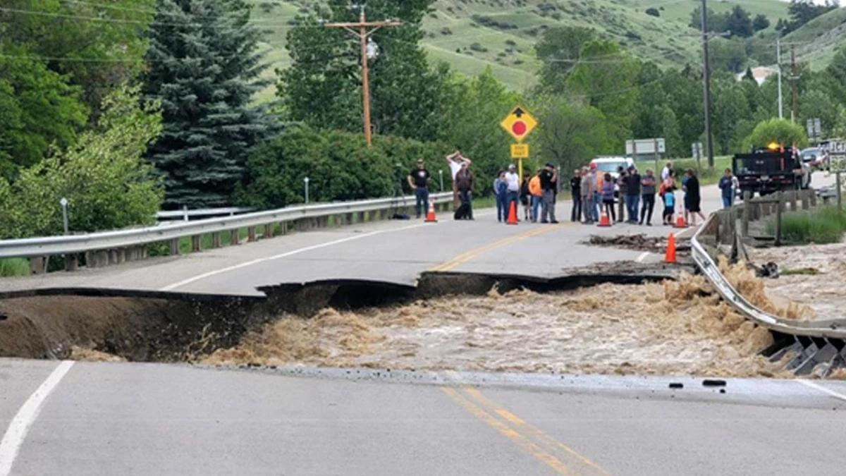 ABD\'nin Montana Eyaletini Sel Vurdu