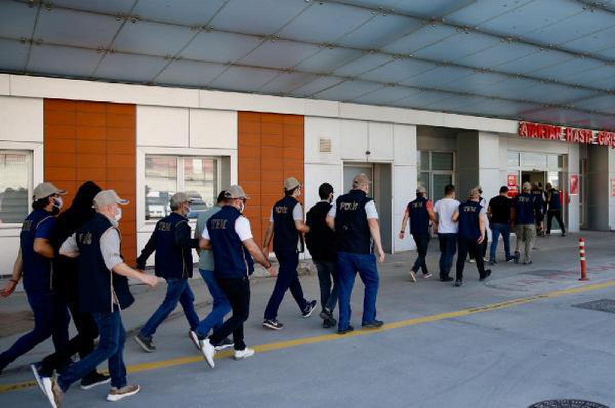 Eskişehir\'de FETÖ operasyonu: 7 gözaltı
