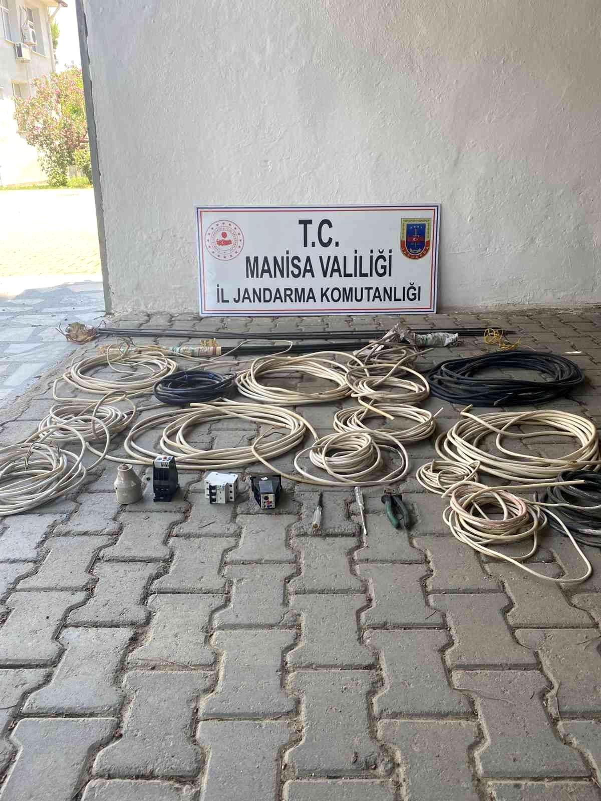 Jandarmanın dikkati hırsızlığı önledi