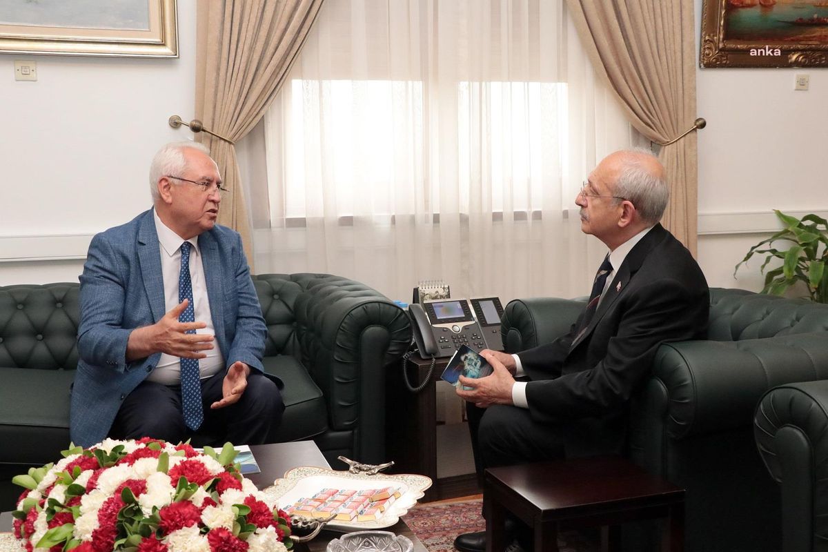 Karabağlar Belediye Başkanı Selvitopu\'ndan Kılıçdaroğlu\'na Ziyaret
