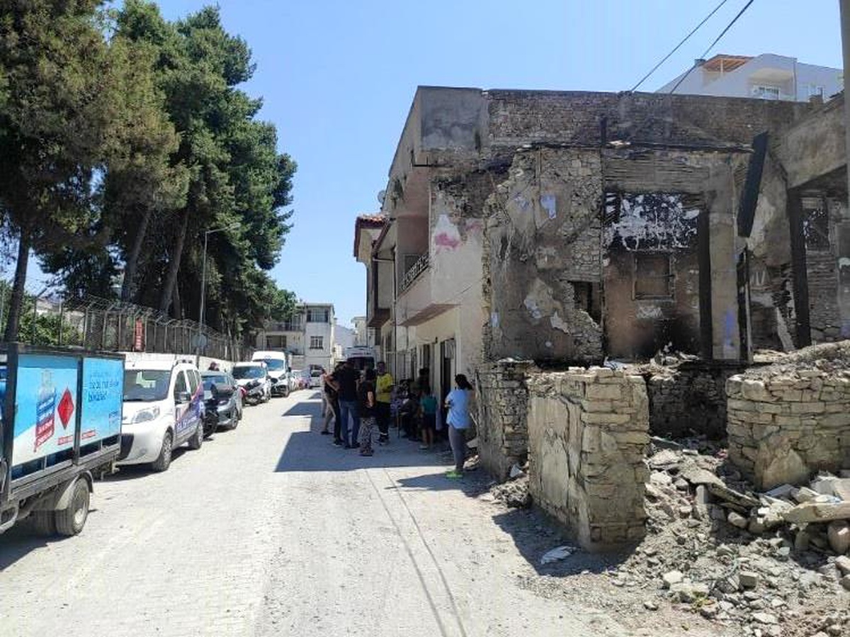 Kuşadası\'nda bir kişi evinde ölü bulundu