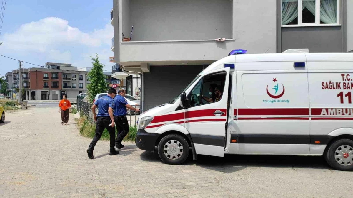 Madde bağımlısı olduğu iddia edilen şahıs polisin parmağını ısırdı