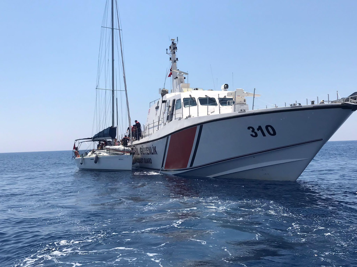 Marmaris açıklarında 87 düzensiz göçmen kurtarıldı