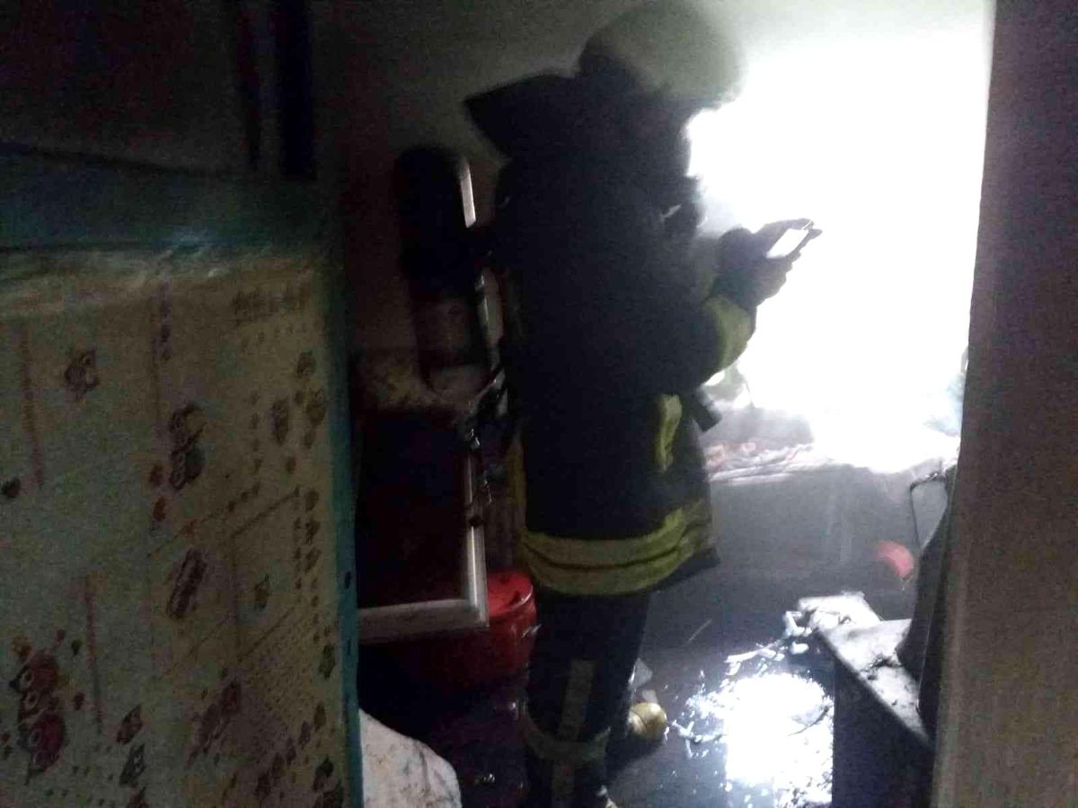 Müstakil evde çıkan yangın itfaiye tarafından söndürüldü