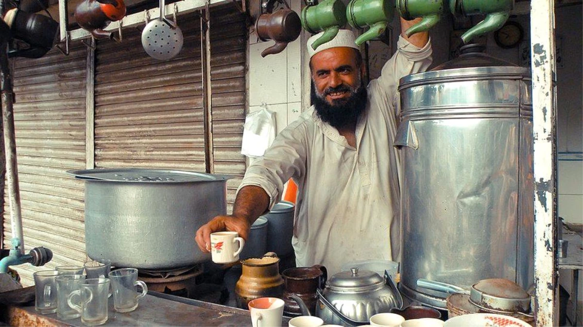 Pakistan\'da ekonomiye yardım çağrısı: Günde 1-2 bardak çay için