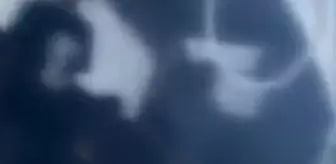 Sancaktepe'de kamyonetin kasasında 44 mülteci yakalandı