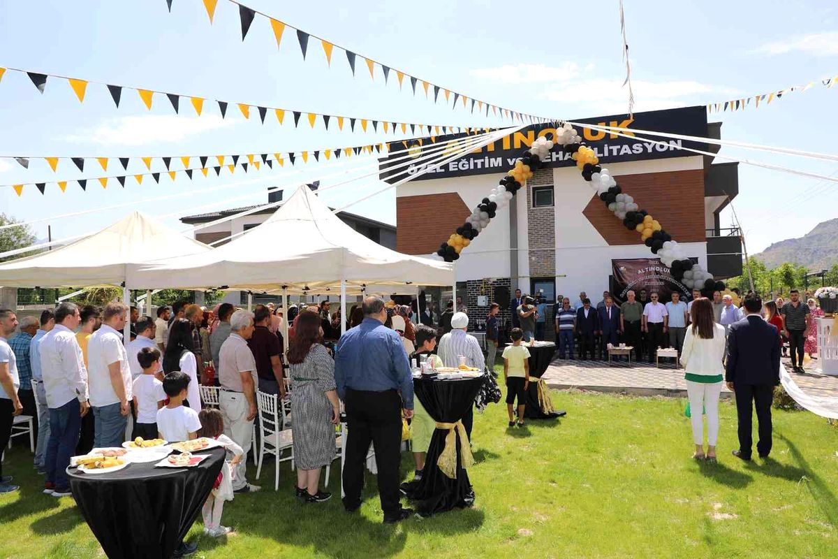 Şeffaf Oda'da görüştüler, isteklerine kavuştular