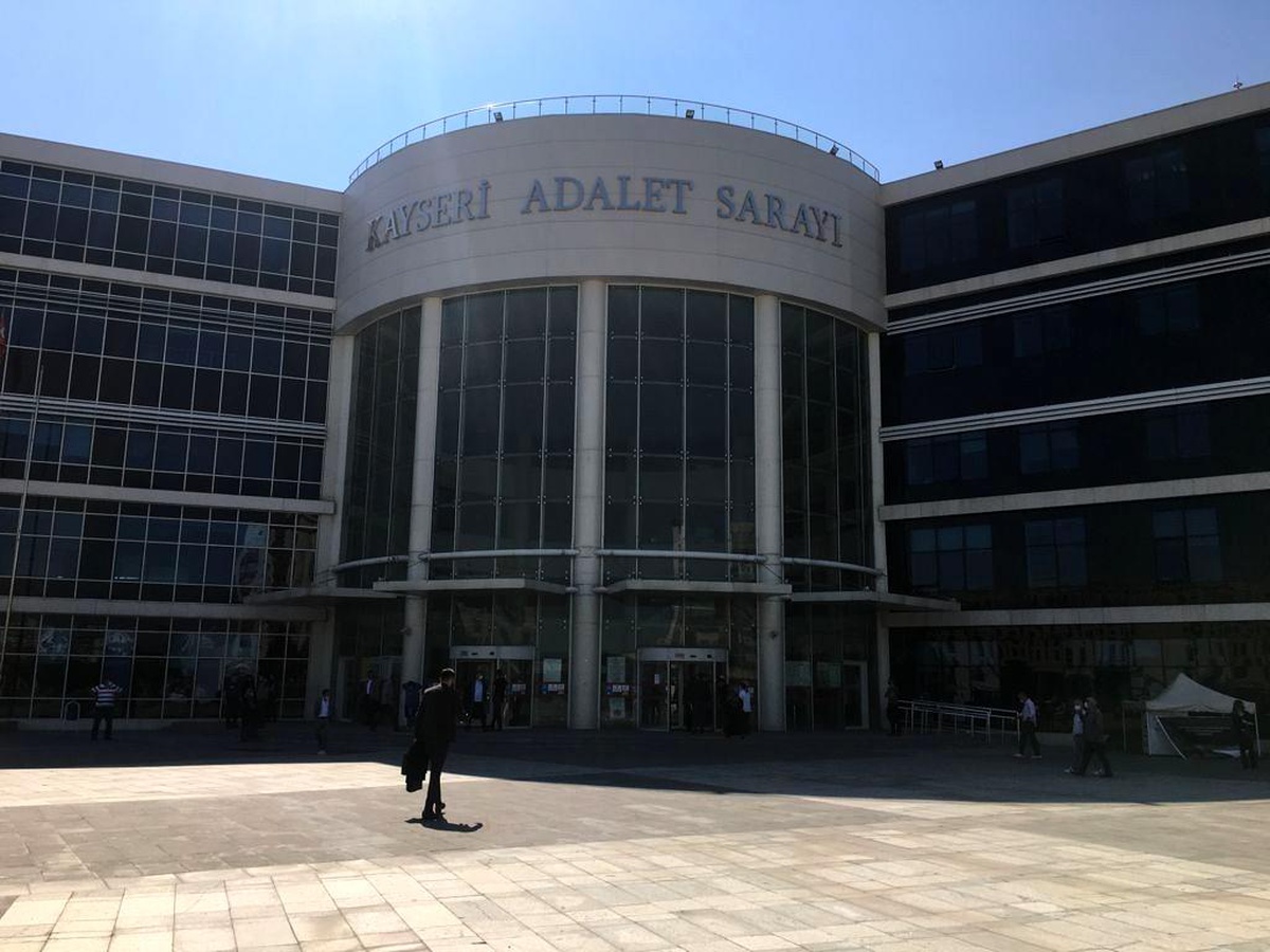 Sosyal medya dolandırıcılığından yargılanan sanığa 4 yıl hapis