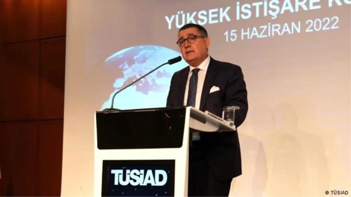 TÜSİAD\'dan hükümetin para politikasına eleştiri