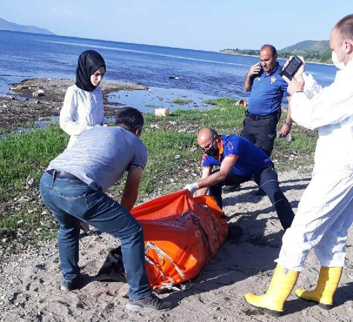 Van Gölü\'nde ölü bulunan kişinin kimliği belirlendi