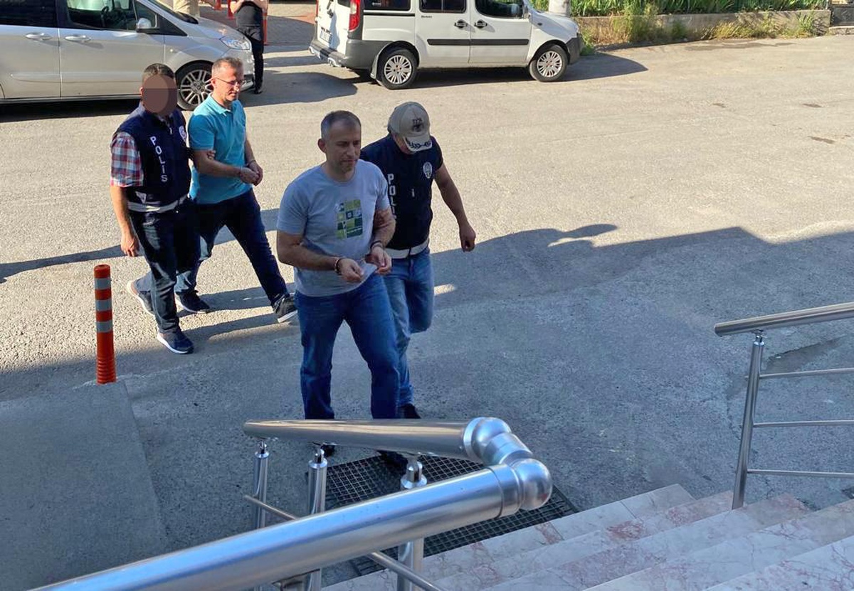 Zonguldak\'ta 2 firari FETÖ hükümlüsü cezaevine gönderildi