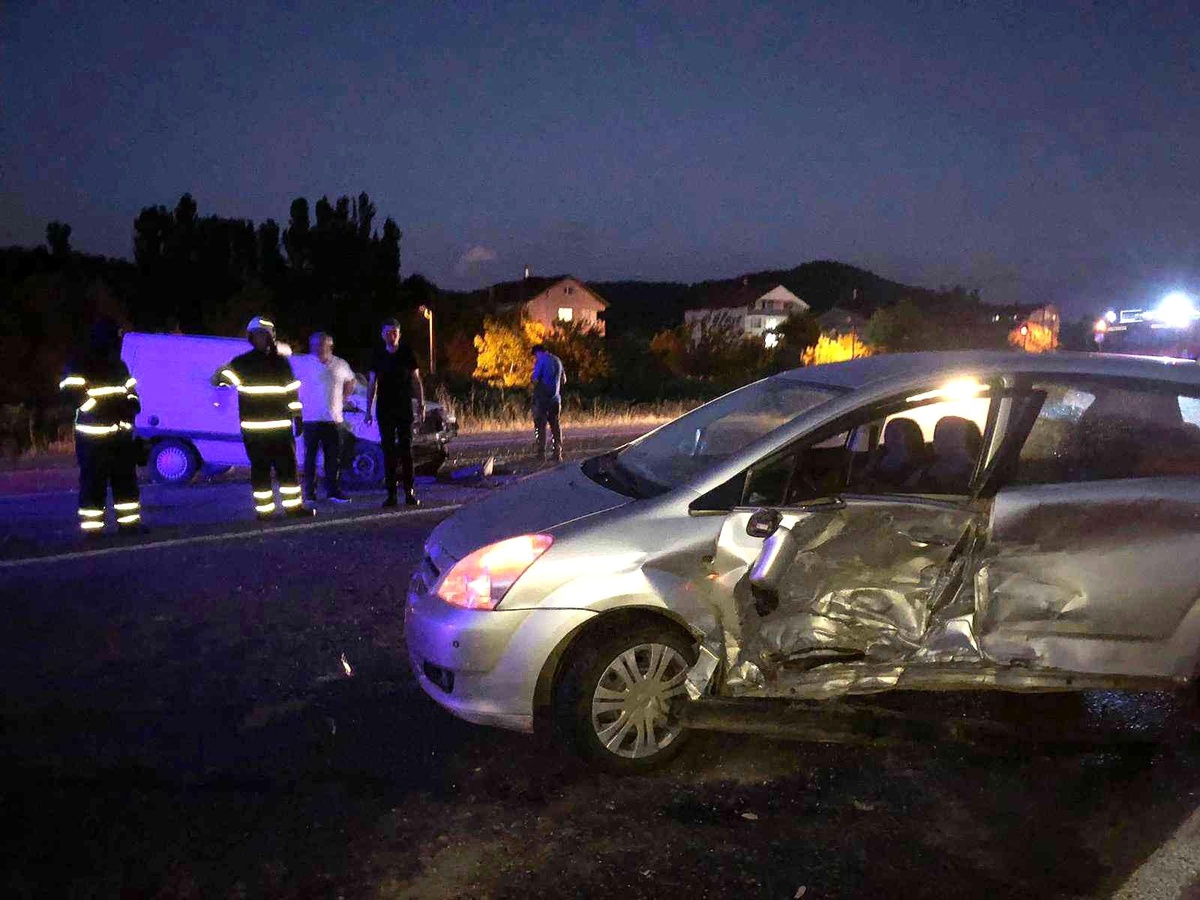 Zonguldak\'ta trafik kazası: 2 yaralı
