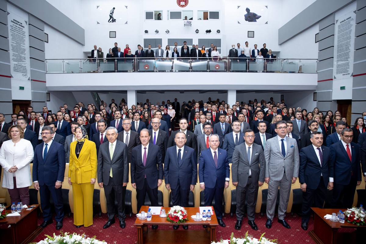 Adalet Bakanı Bozdağ, Hakim ve Cumhuriyet Savcıları Kura Töreni\'nde konuştu: (1)