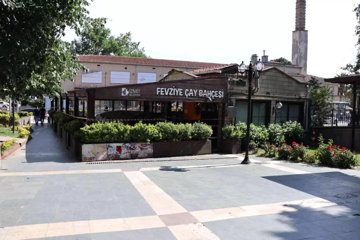 Fevziye çay bahçesini İzmit Belediyesi işletecek