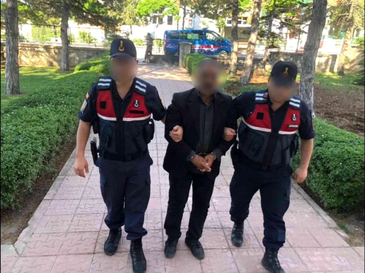 Firari PKK\'lı jandarma ekiplerince yakalandı