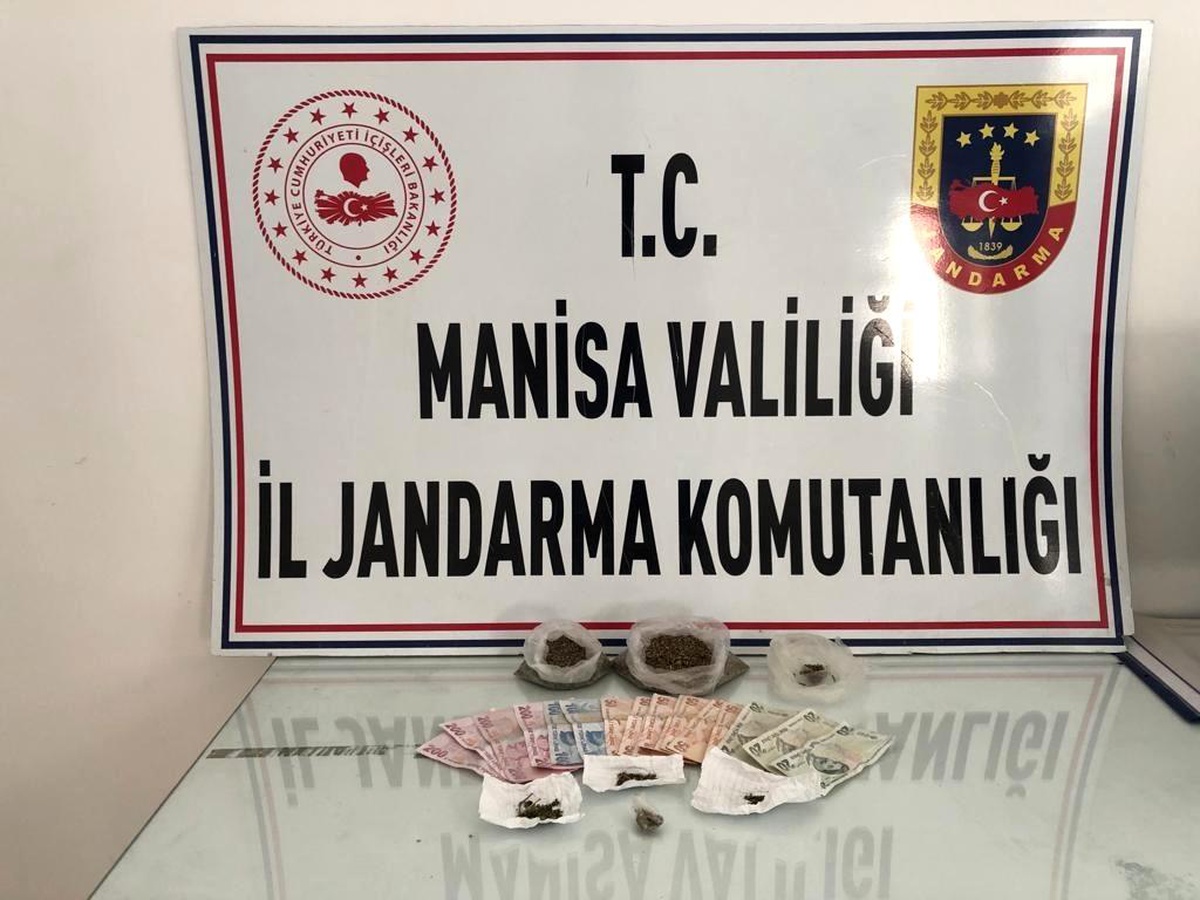 Jandarma uyuşturucuya geçit vermiyor