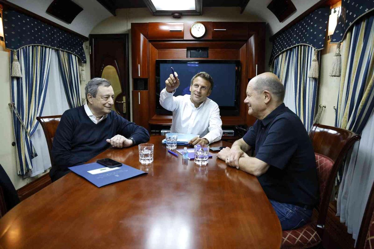 Macron, Scholz ve Draghi\'den Kiev\'e ziyaret
