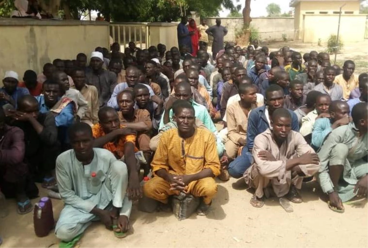 Nijerya\'da 204 Boko Haram üyesi teslim oldu