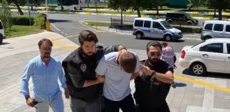 Boşandığı eşi ve 3 yaşındaki oğlunu bıçaklayarak öldürdü