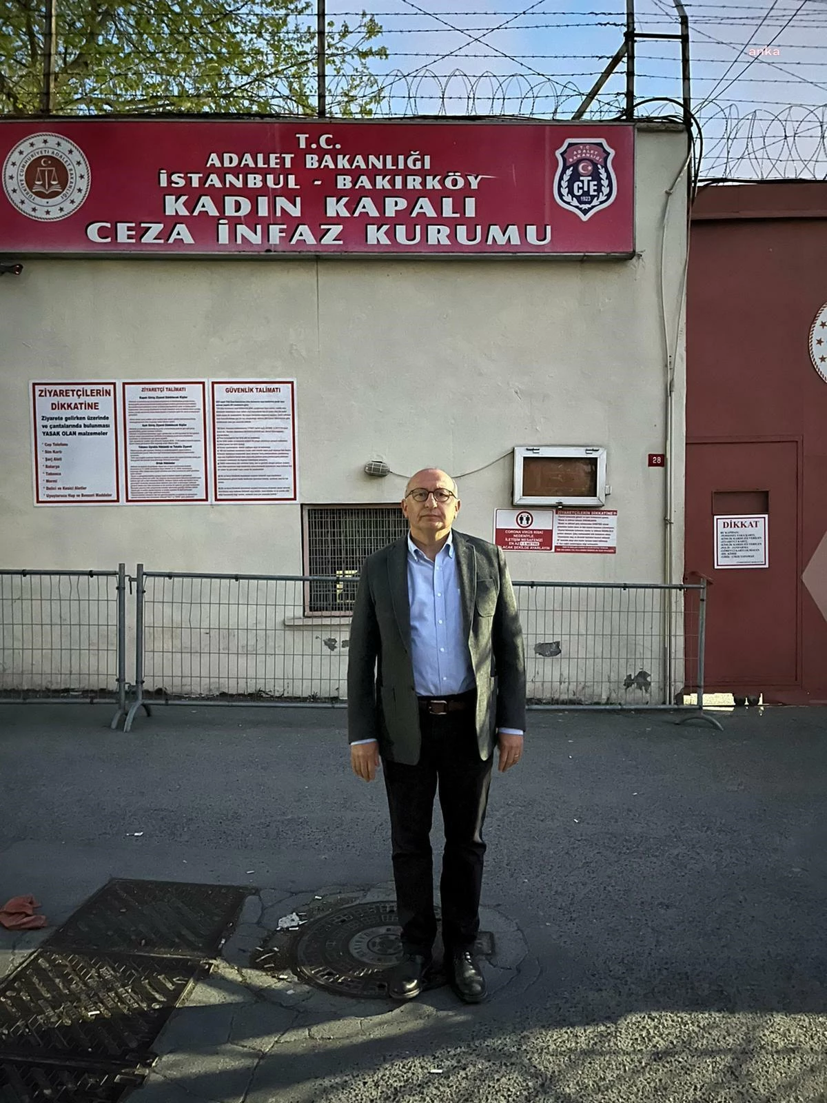 Çakırözer, Bakırköy Kadın Cezaevi\'nde Gezi Tutuklularını Ziyaret Etti.