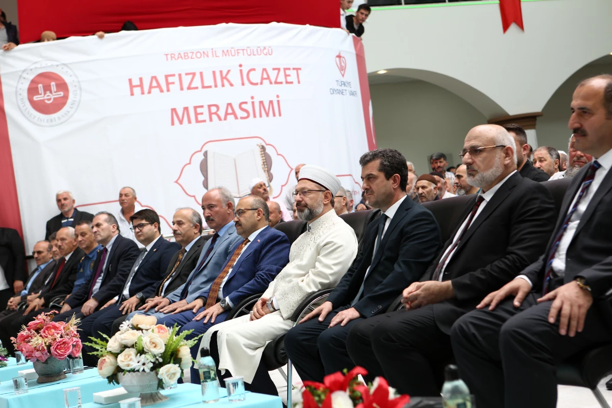 Diyanet İşleri Başkanı Erbaş, Trabzon\'da hafızlık icazet törenine katıldı