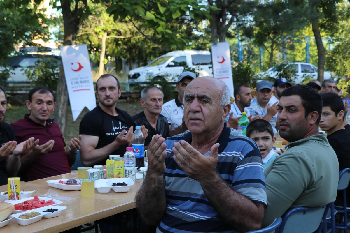 Edirne\'de misafir edilen Ahıska Türkleri mevlit okuttu