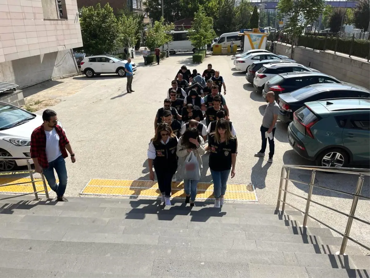 Fuhuş operasyonunda yakalanan 7 kişiden 6\'sı tutuklandı