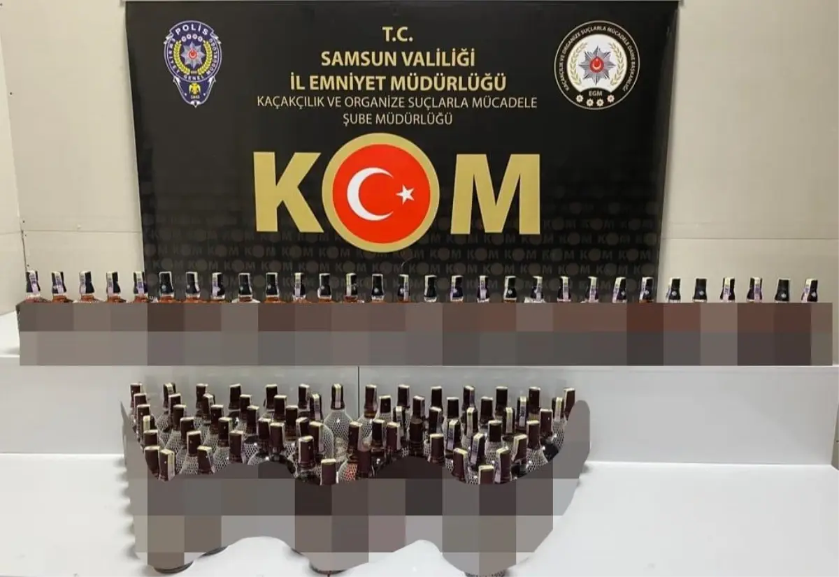 Samsun\'da kargoyla gönderilmiş 95 şişe gümrük kaçağı içki ele geçirildi