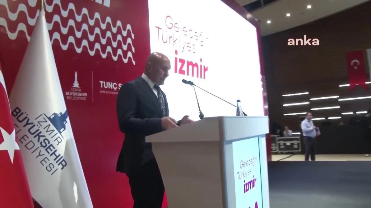 Tunç Soyer\'den Kılıçdaroğlu ve CHP Yönetimine Sunum... İzmir\'in Kurtuluşunun 100\'ncü Yıl Etkinliklerine Davet Etti