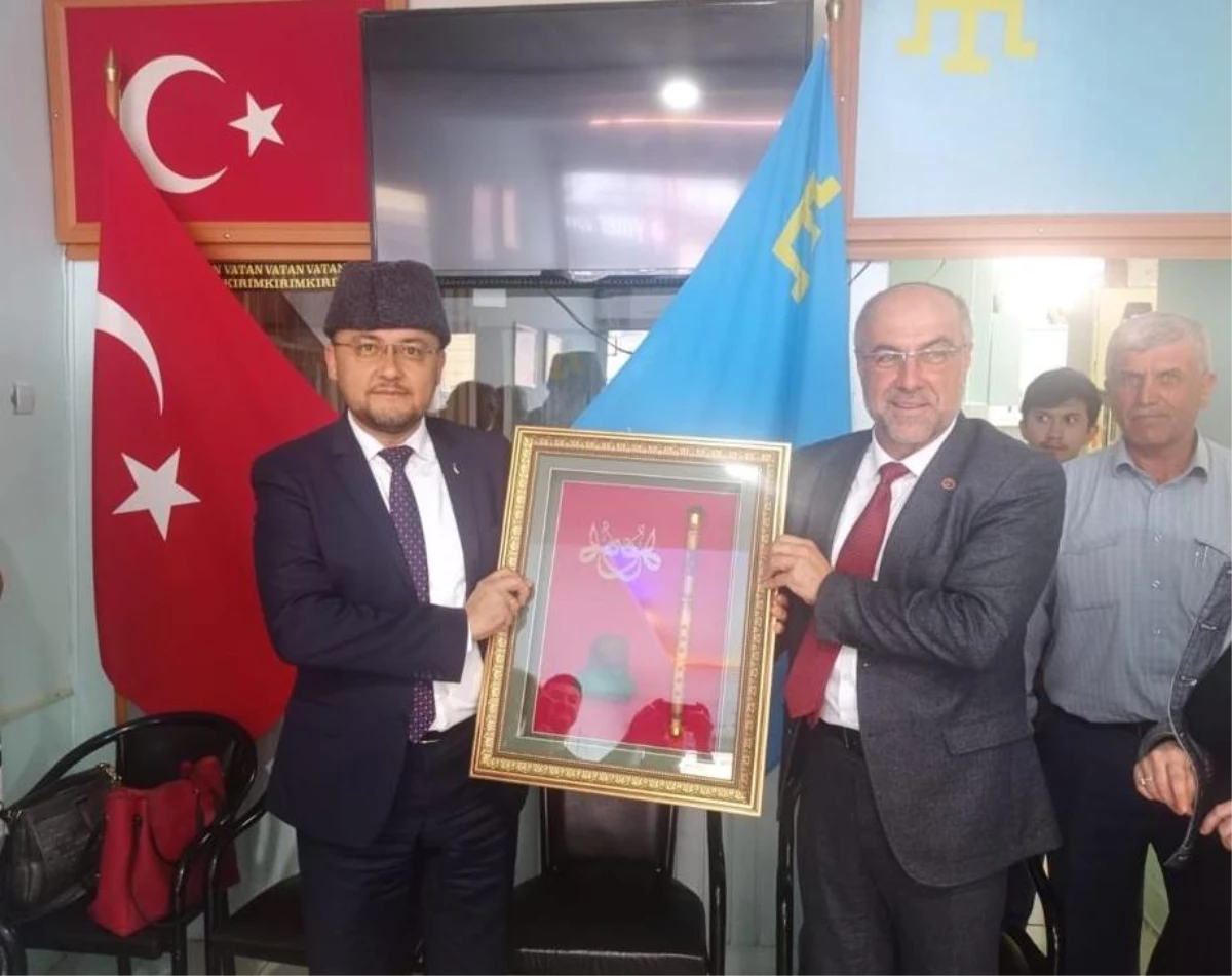 Ukrayna\'nın Ankara Büyükelçisi Vasyl Bodnar, Konya\'da Kırım Türkleri Derneğini ziyaret etti
