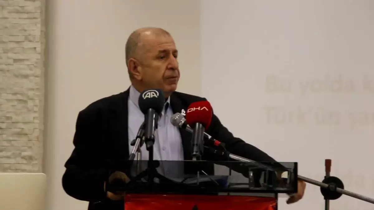 Zafer Partisi Genel Başkanı Ümit Özdağ: "Süleyman Soylu, Bu Haftanın Başında. \'Randevusuz Gelenlere Bile Vatandaşlık Verin\' Emri Verdi"