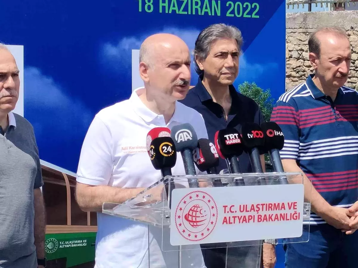 Bakan Karaismailoğlu: "Kazlıçeşme-Sirkeci Raylı Sistem projesinde yüzde 43 ilerleme kaydettik"