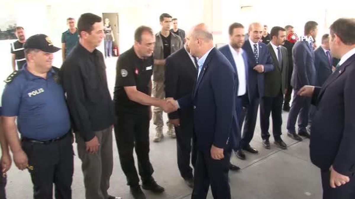 Bakan Soylu Telabyad'da incelemelerde bulundu
