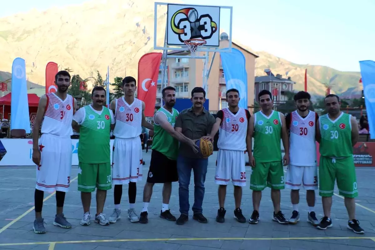 Hakkari\'de 3x3 \'Sokak Basketbol Şampiyonası\' başladı