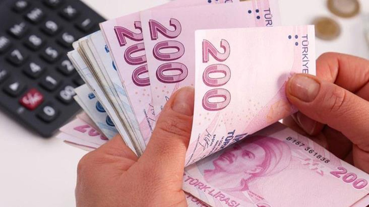 Tüm gözler 6 aylık enflasyon verilerinde! İşte memur ve emekli maaşlarına yapılacak tahmini zam oranları