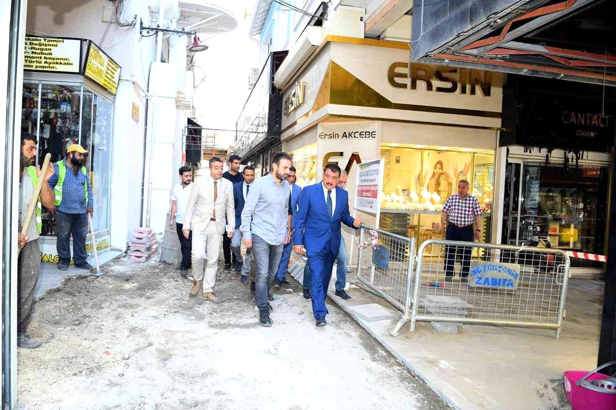 Başkan Gürkan'dan Kuyumcular Çarşısında inceleme