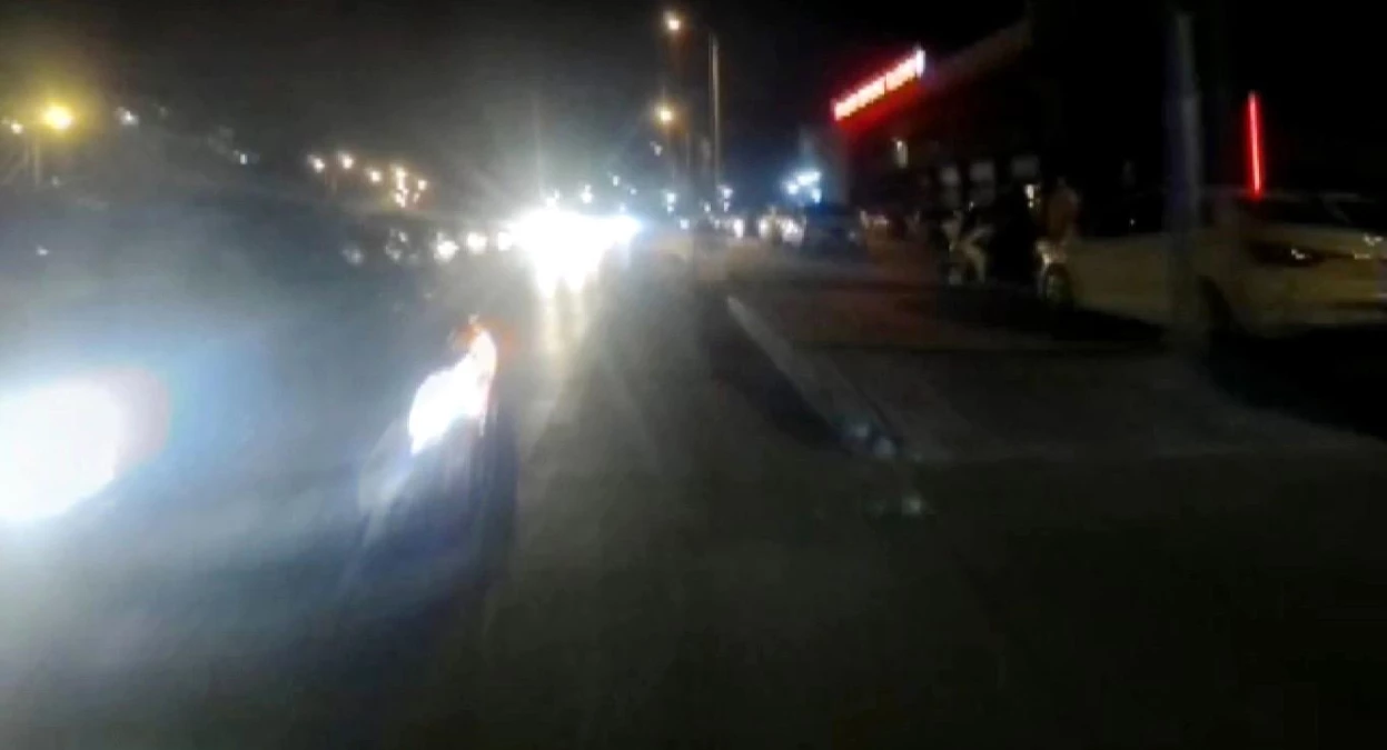 Son dakika haber | Bisikletliyle giderken otomobil çarptı: O an kamerada