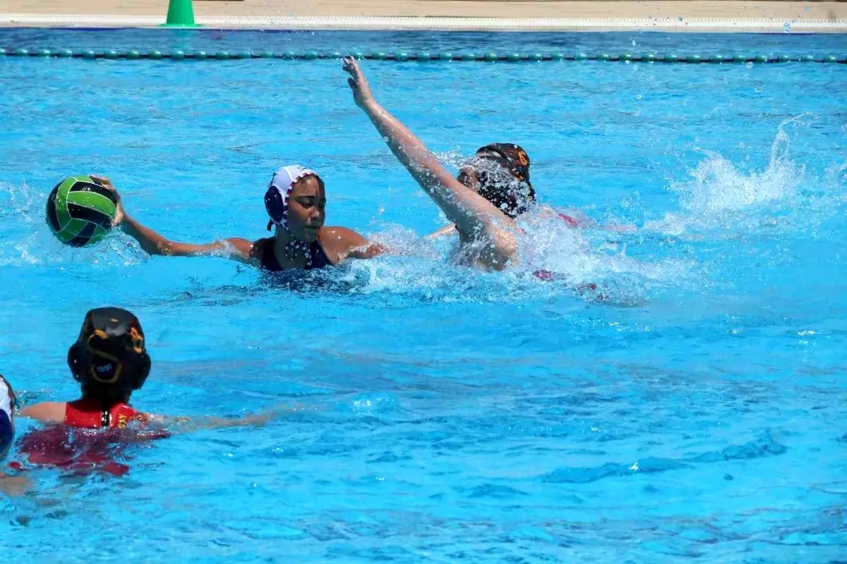 Manisa'da sutopu heyecanı başladı