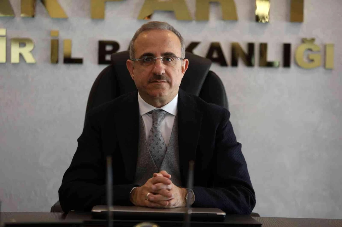 AK Parti İzmir İl Başkanı Sürekli\'den CHP\'ye "içi boş program" eleştirisi