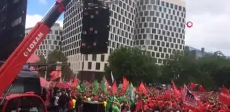 Belçika'da alım gücü azalan işçiler greve gitti